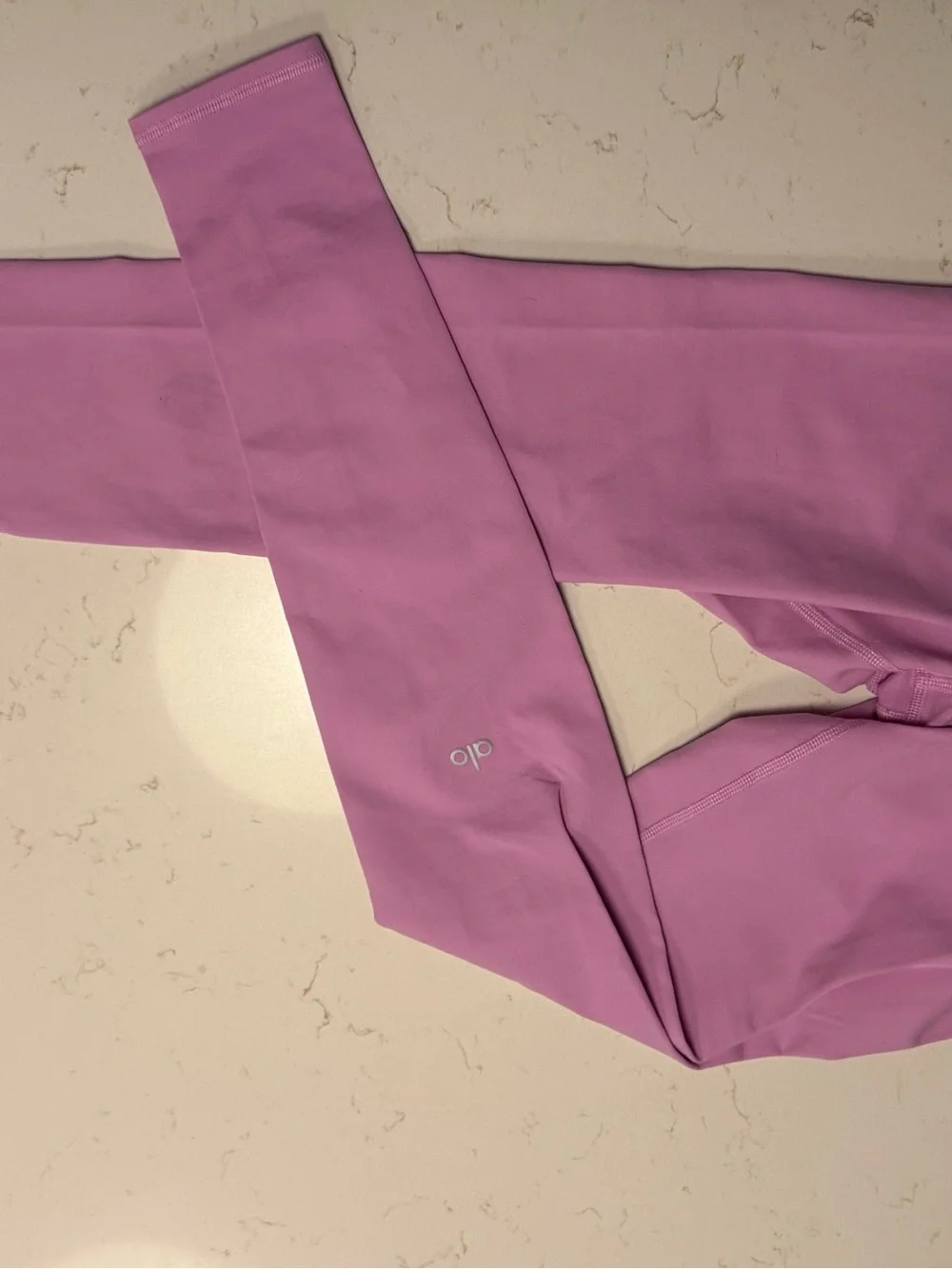 ALO Yoga High-Waist Airbush Legging in Candy Heart Pink